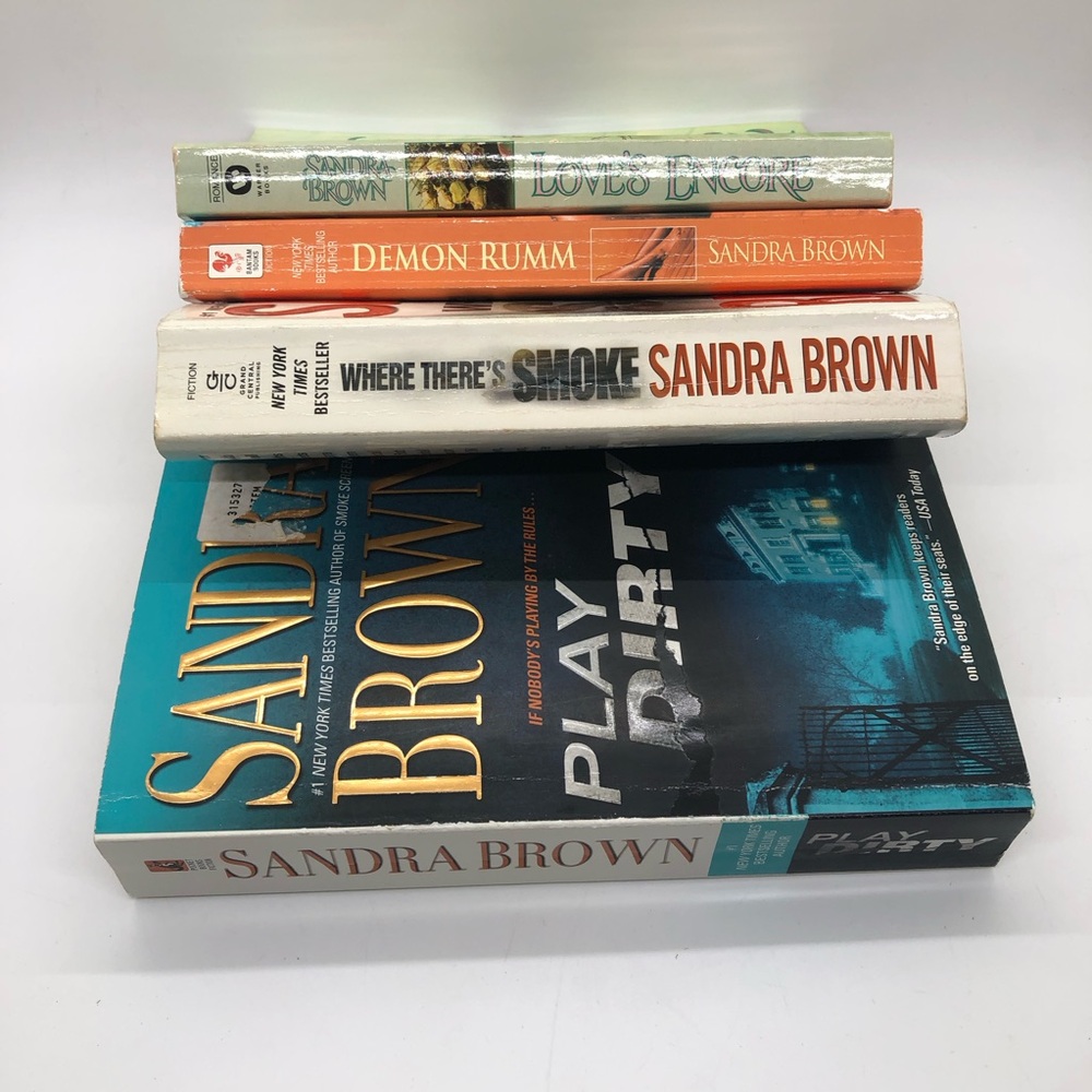 Sandra Brown Romance Book Bundle of Four